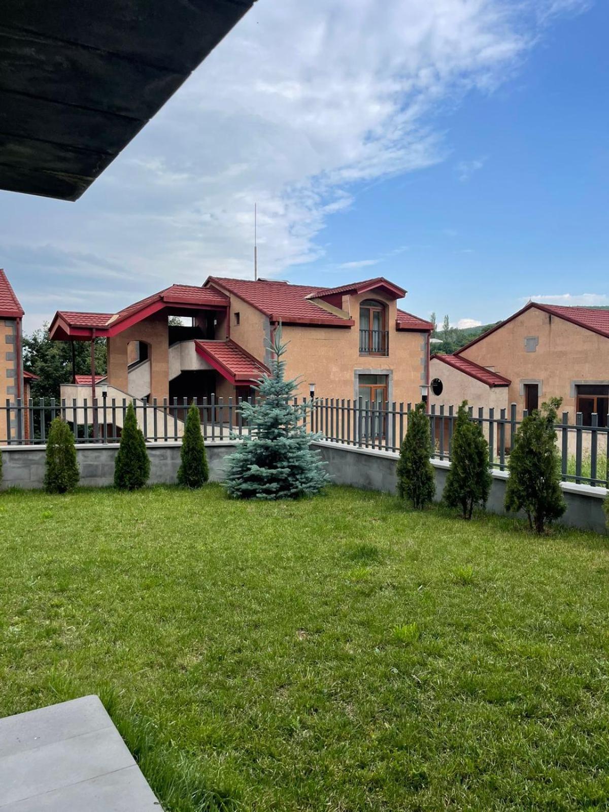 Marrone Hotel Cachkadzor Zewnętrze zdjęcie